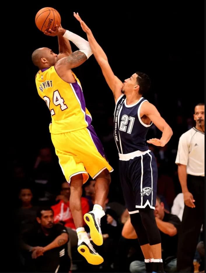 Dodaci 2 komada Kobe Kobe Kobe Forever Basketball 8/24 Košarkaški logo Iron na izvezanom patch-u