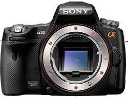 Sony Alpha SLT-A33 digitalna kamera sa prozirnom tehnologijom ogledala i 3D panoramom pomeranja