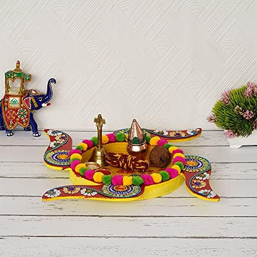 Drvena ručno izrađena ukrasna sathiya Thali okrugli oblik Pooja Thali Ručno oslikana Menakari Rad