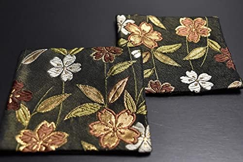 Shinsendo idealan za poklone. Coaster pomoću japanskog kimona. 5 postavljenih listova. U kutiji i upakovani. Naziv uzorka cvjetovi trešnje.